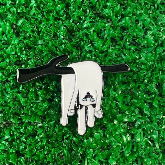 Lord Nermal Cat Hanging Enamel Pin/ Brooch Lapel - Picture 4 of 4